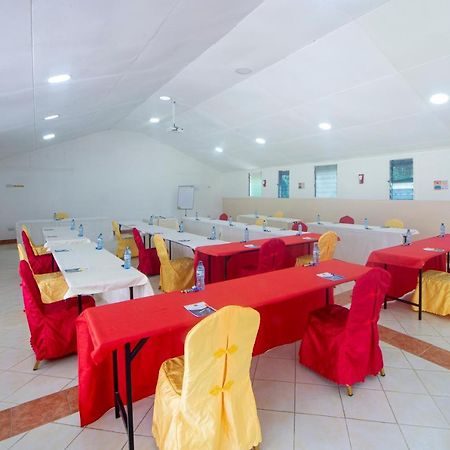 Lake Naivasha Crescent Camp Экстерьер фото